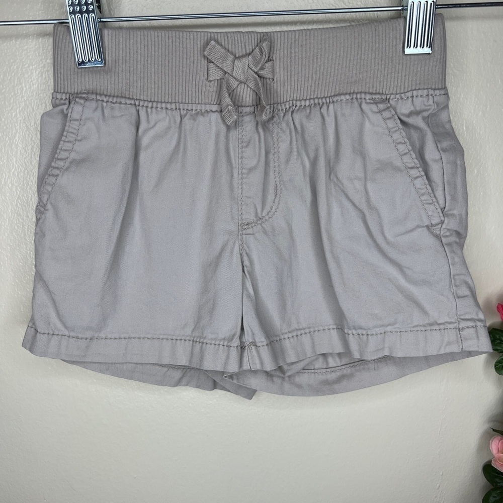 The Childrens Place Tan/ Beige Girls Shorts Casual School Play 6 Slim